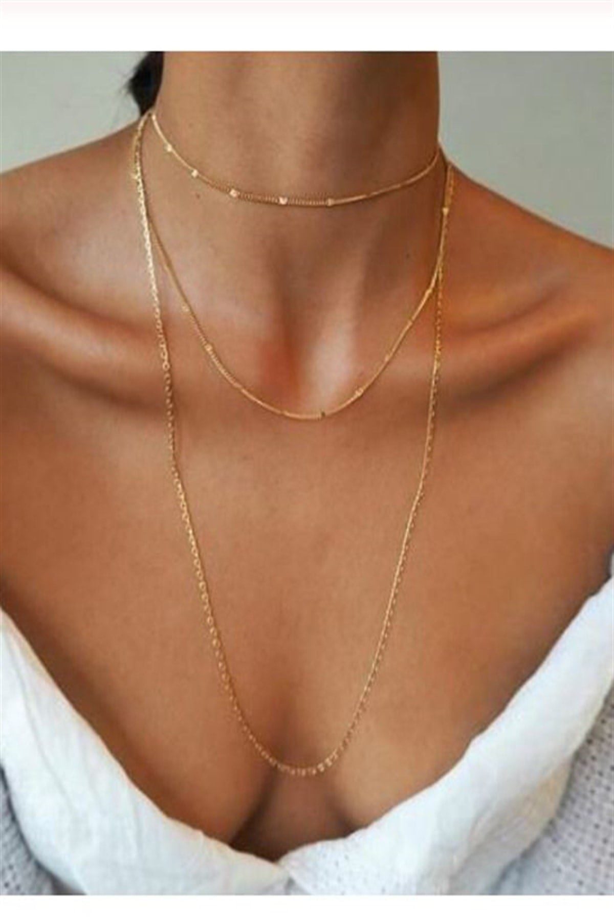 Gold Renk Katmanlı Çoklu Choker ve Uzun Zincir Kolye Kombini