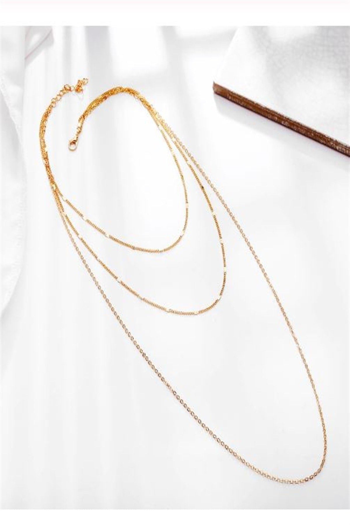 Gold Renk Katmanlı Çoklu Choker ve Uzun Zincir Kolye Kombini