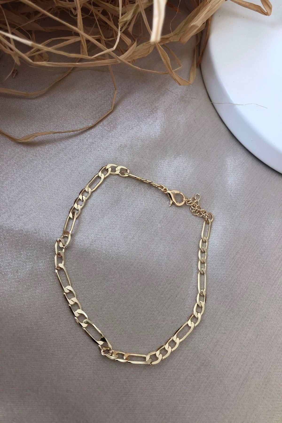 4mm Klasik Figaro Zincir gold Halhal
